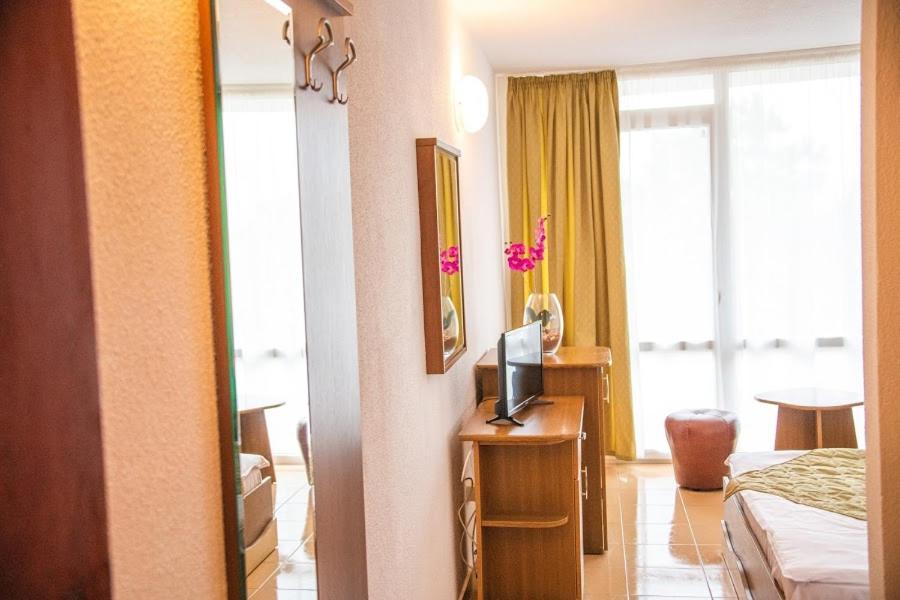 Hotel Mures 새턴 외부 사진