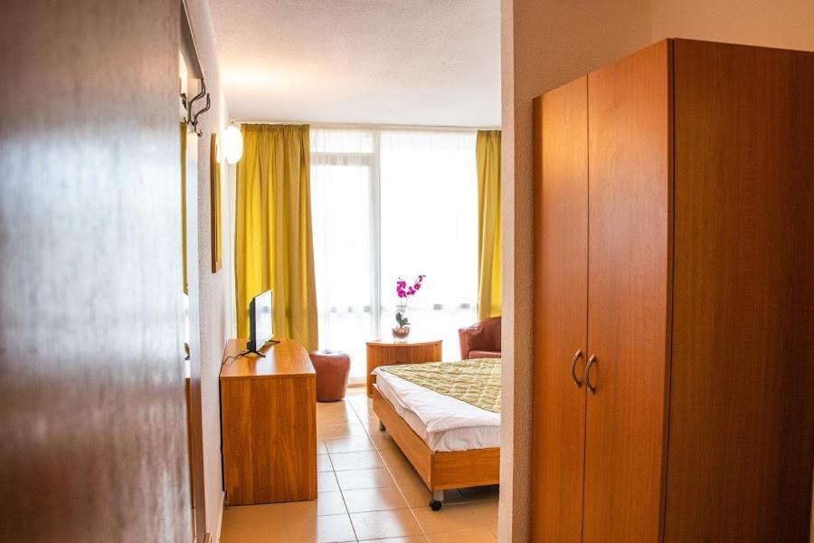 Hotel Mures 새턴 외부 사진