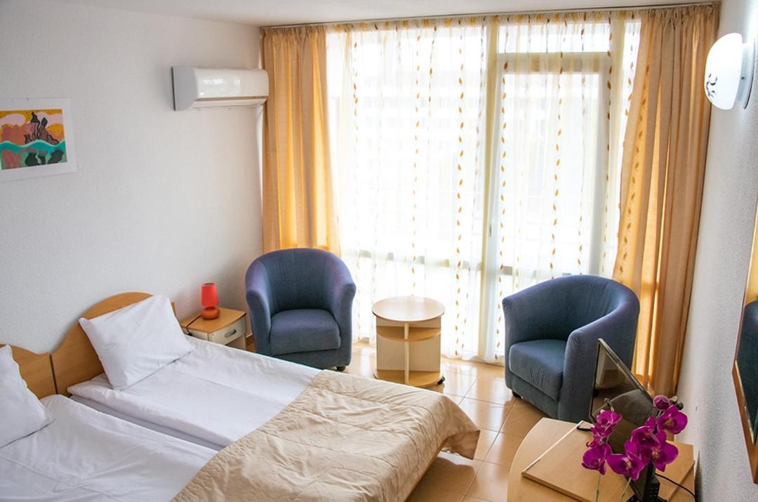 Hotel Mures 새턴 외부 사진