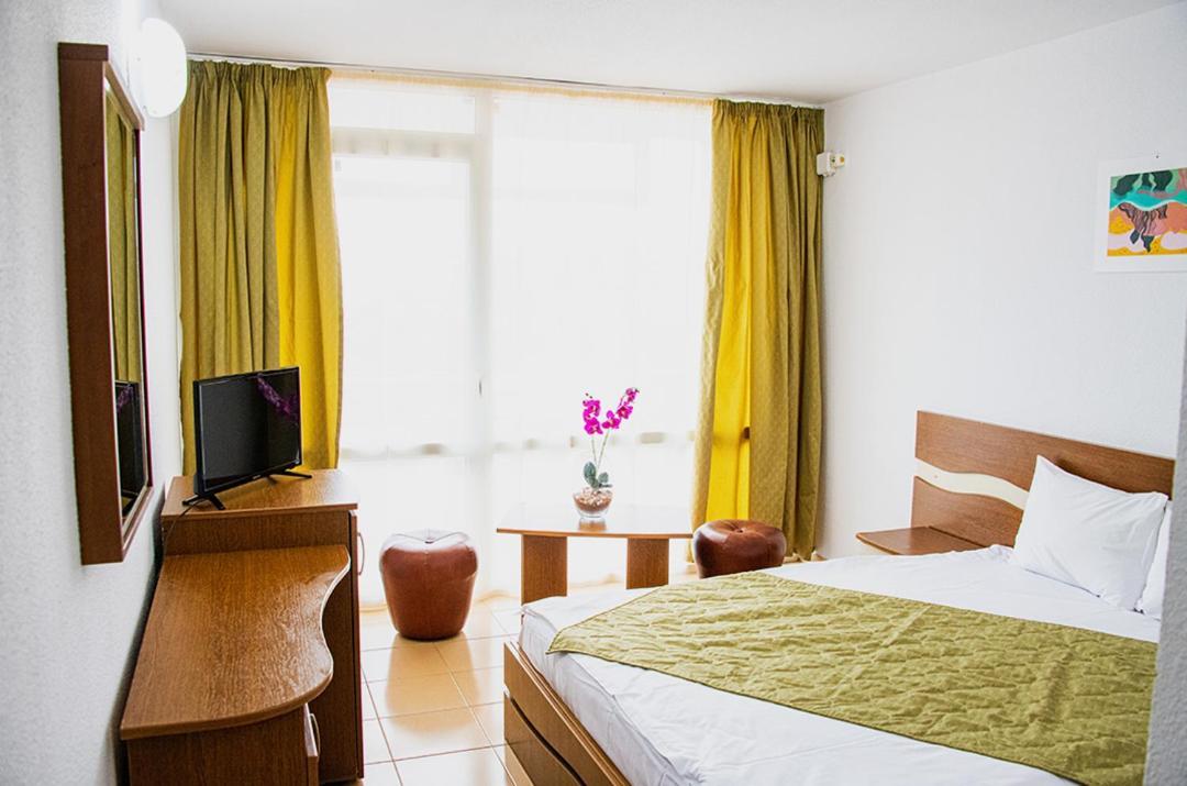 Hotel Mures 새턴 외부 사진